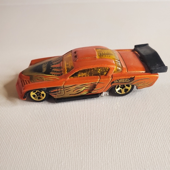 Vintage 1998- "At-A-Tude" Studebaker Hot Wheel - Picture 1 of 9